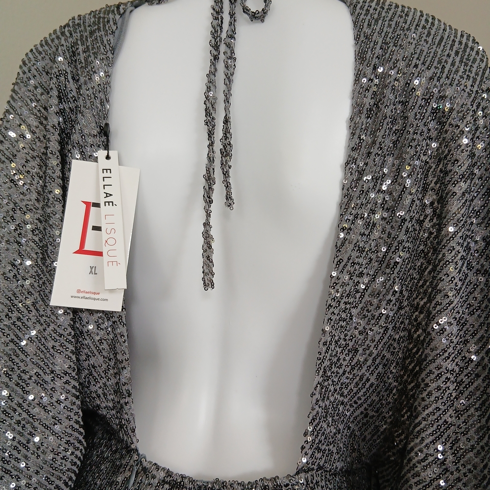 Elllae Lisque Silver Sequin Backless Mini Dress - Glamorous Party Dress - Picture 5 of 8